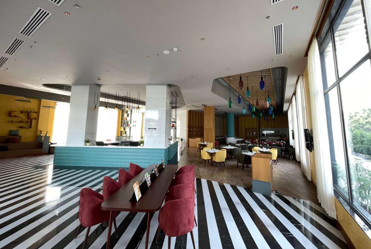 Ramada Encore By Wyndham Amritsar Airport מראה חיצוני תמונה
