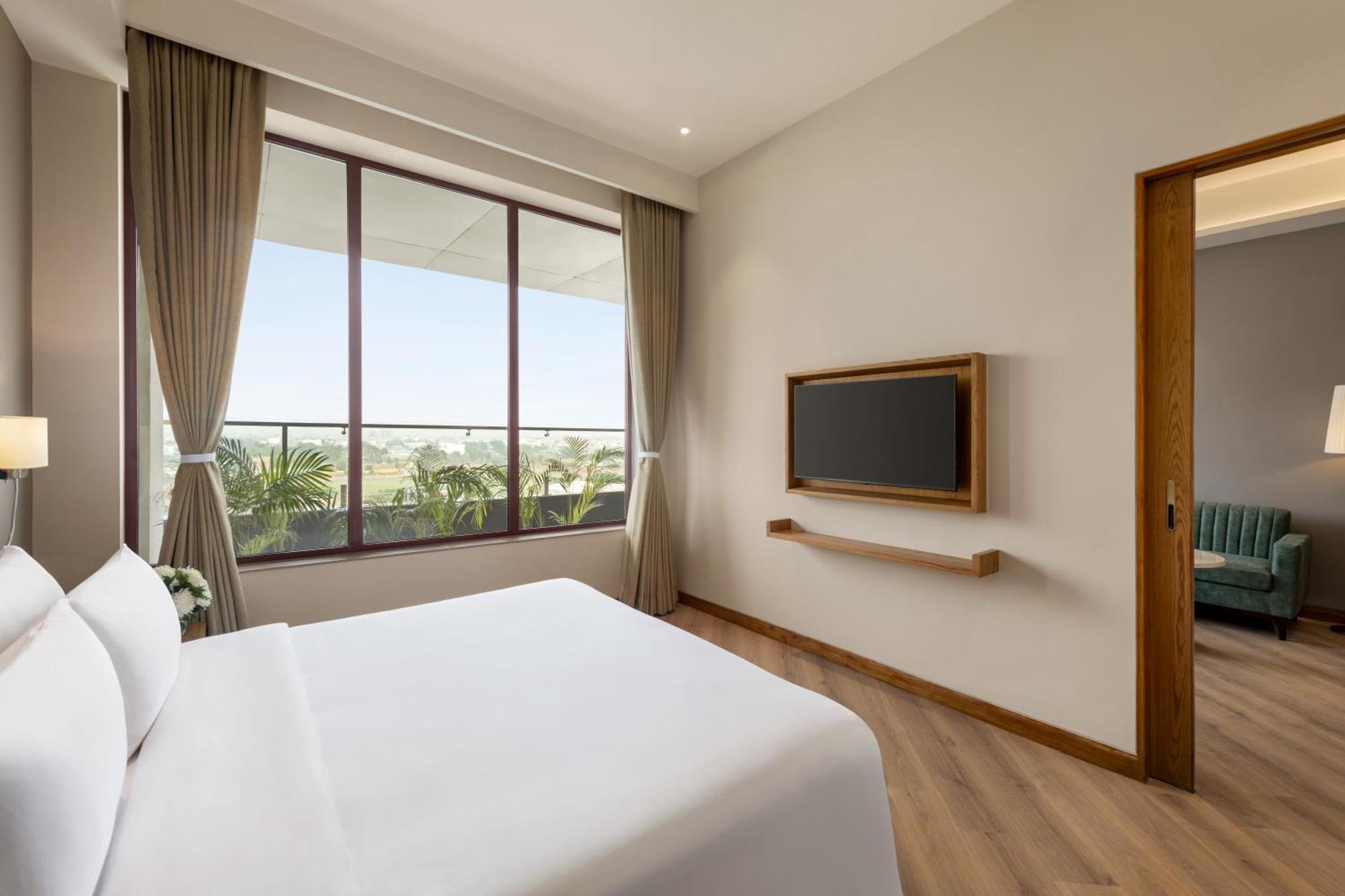 Ramada Encore By Wyndham Amritsar Airport מראה חיצוני תמונה