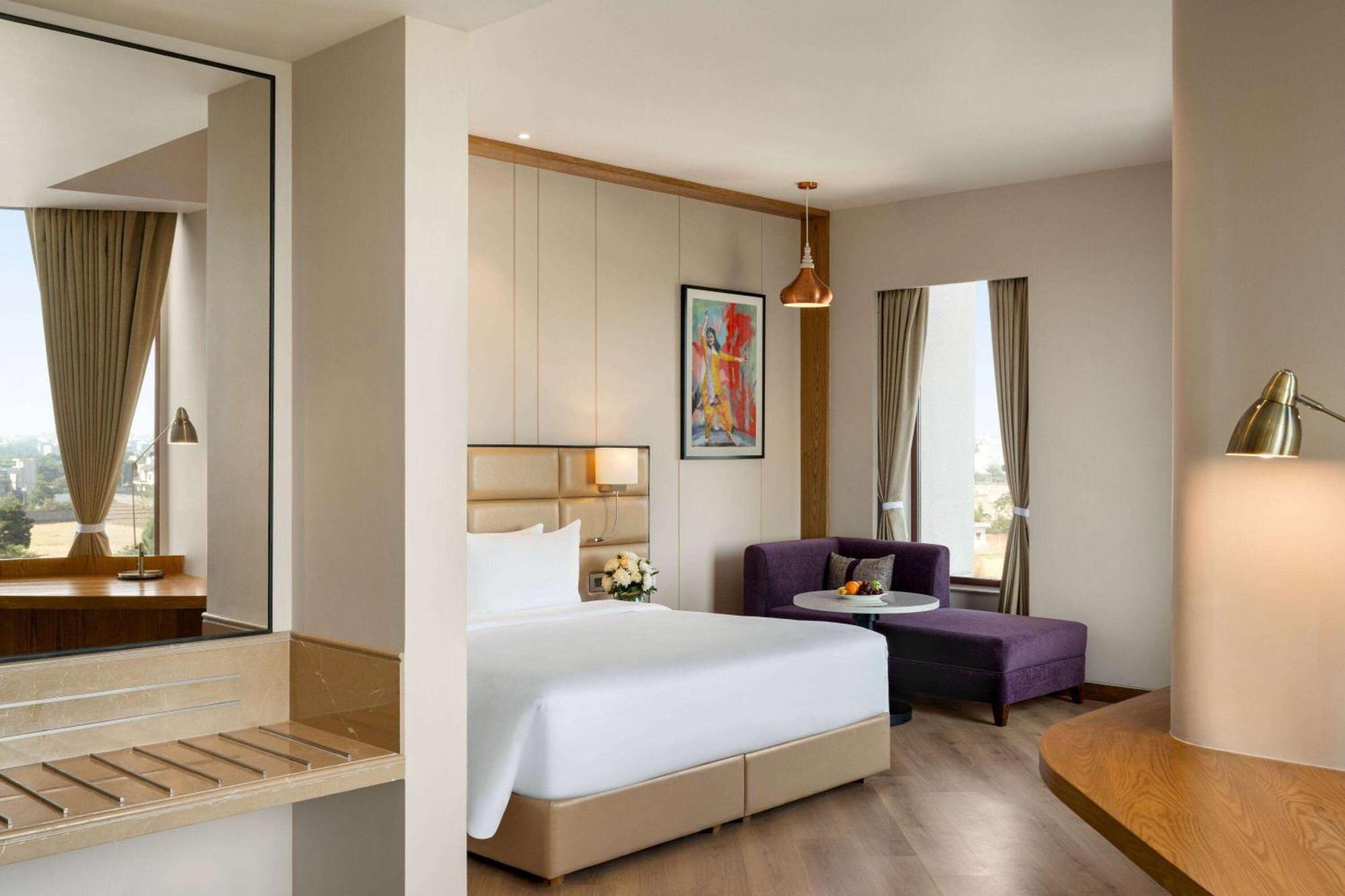 Ramada Encore By Wyndham Amritsar Airport מראה חיצוני תמונה
