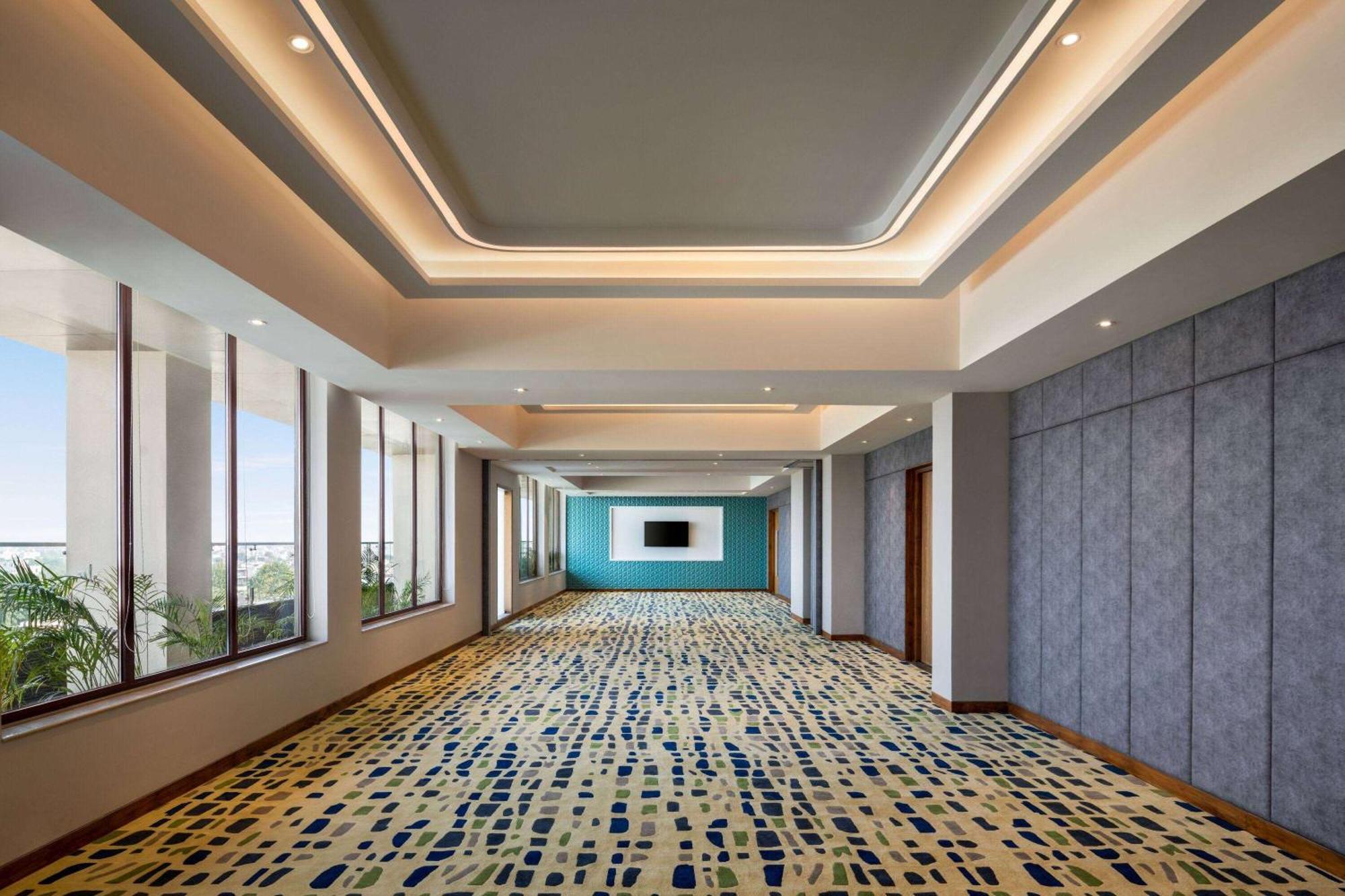 Ramada Encore By Wyndham Amritsar Airport מראה חיצוני תמונה
