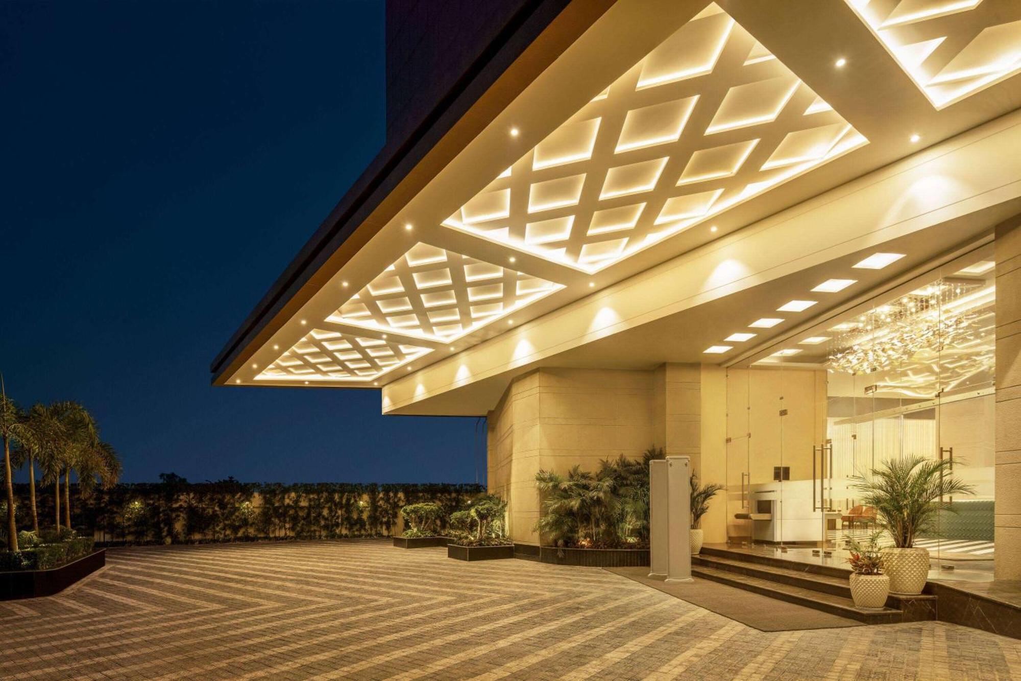 Ramada Encore By Wyndham Amritsar Airport מראה חיצוני תמונה